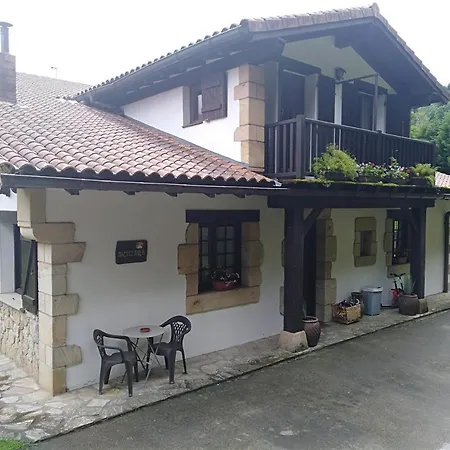 Apartamento Rural Artizarra * Hondarribia